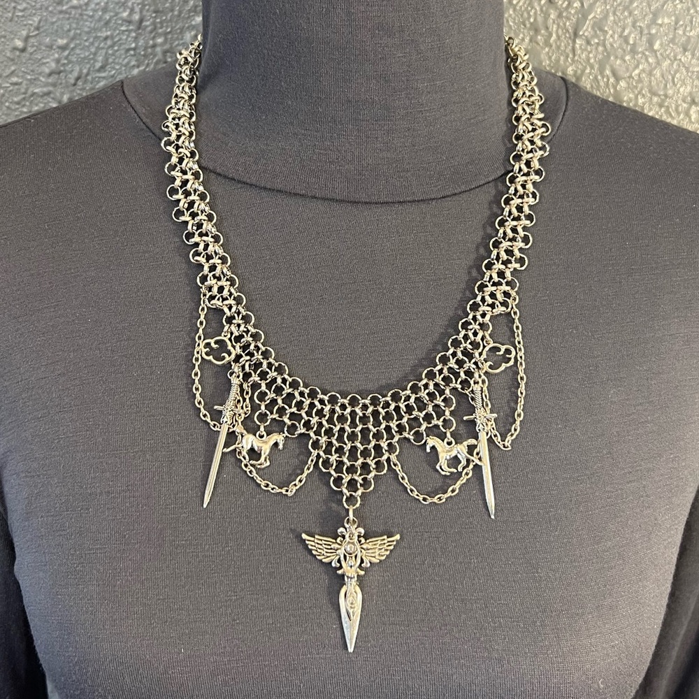 “Ride of the Valkyries #5" Handmade Gothic Warrior Silver Chainmail Bib Necklace - Picture 9 of 16